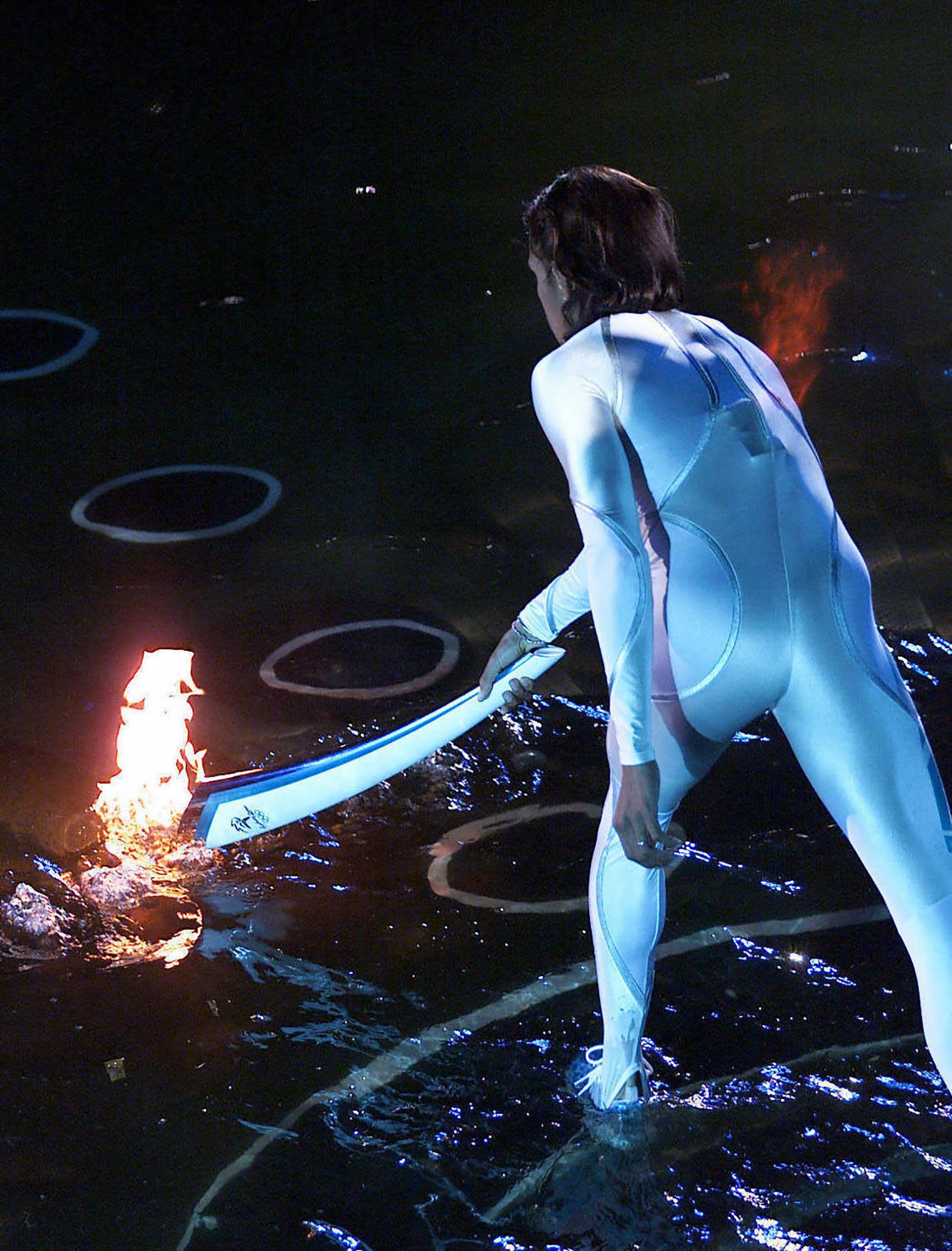   Aust athlete Cathy Freeman lighting cauldron during Sydney Olympic Games opening ceremony 15 Sep 2000.
/Olympic/Games/2000  